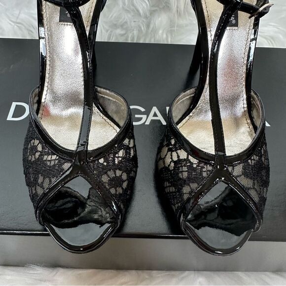 Dolce & Gabbana Lace Trim T-Strap Sandals - Picture 5 of 11